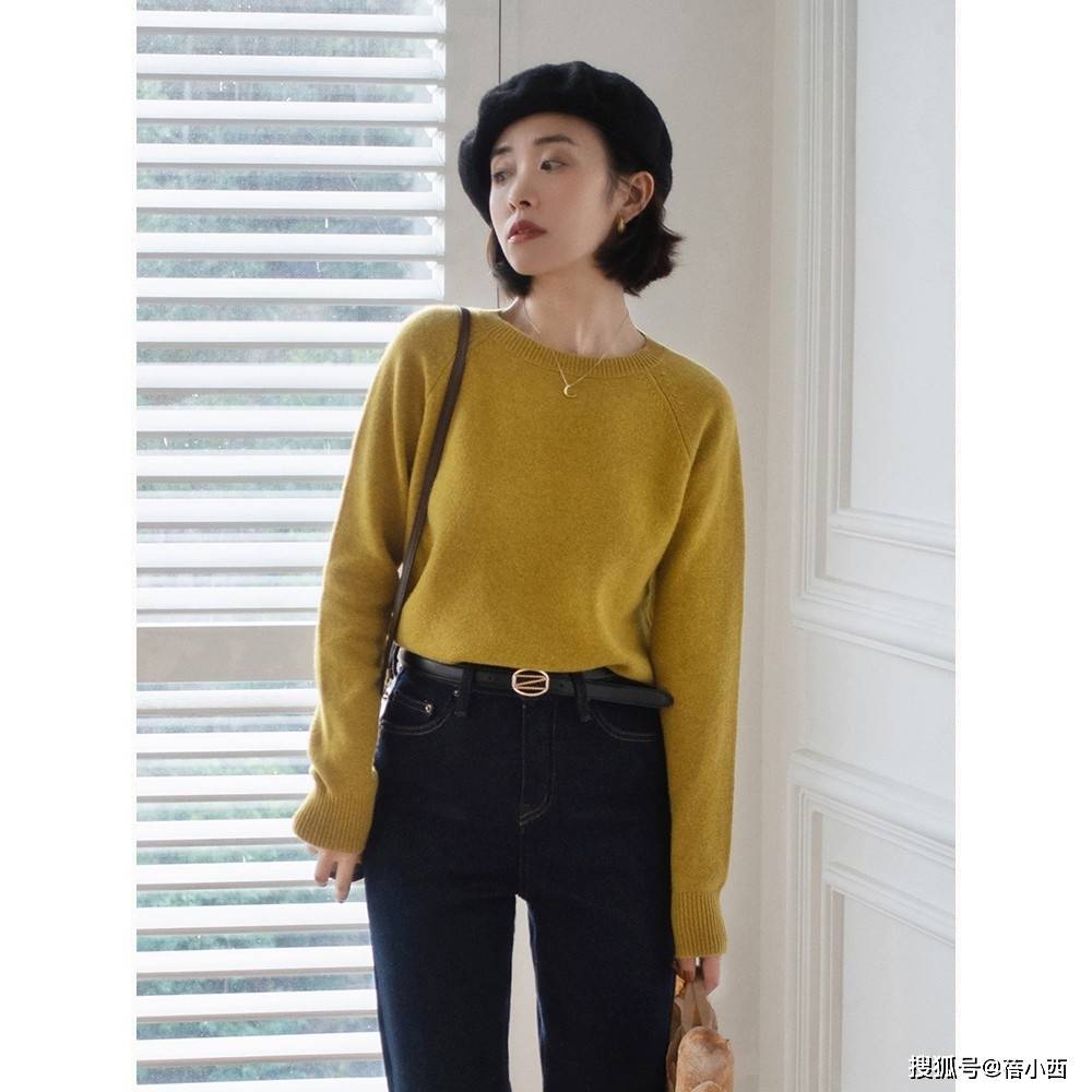 服装 奔三奔四的女人,秋冬多穿“毛衣”,漂亮的款式和版型,都选好了