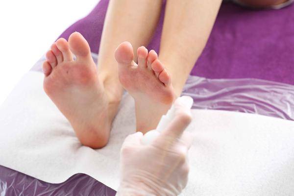 治疗|什么是糖尿病足?糖友该如何预防它?医生为你解惑,速看!