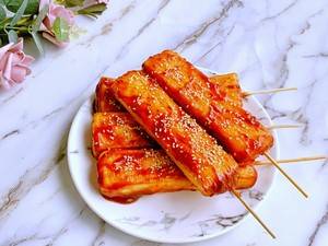 秒杀路边摊外酥里糯脆皮烤年糕