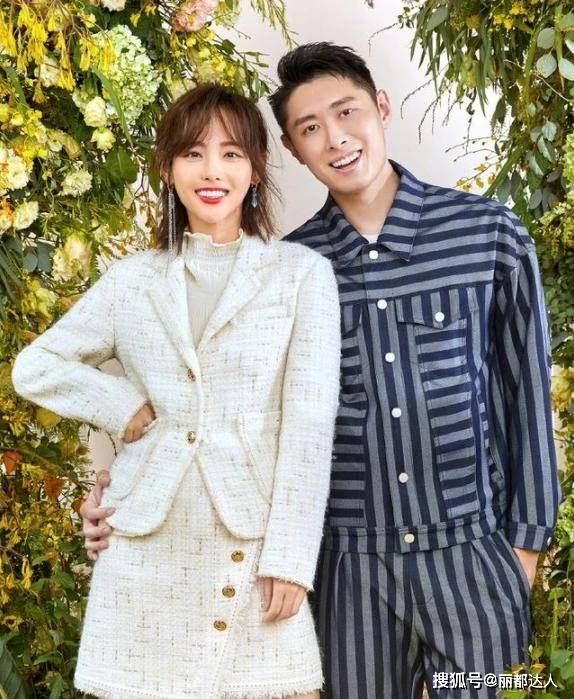 身材 张嘉倪为显身材太拼了,穿连衣裙腰间勒“金腰带”,身材太惹眼