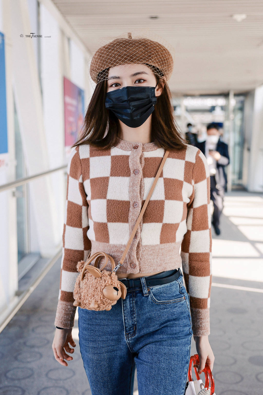 张元英 棋盘格针织衫