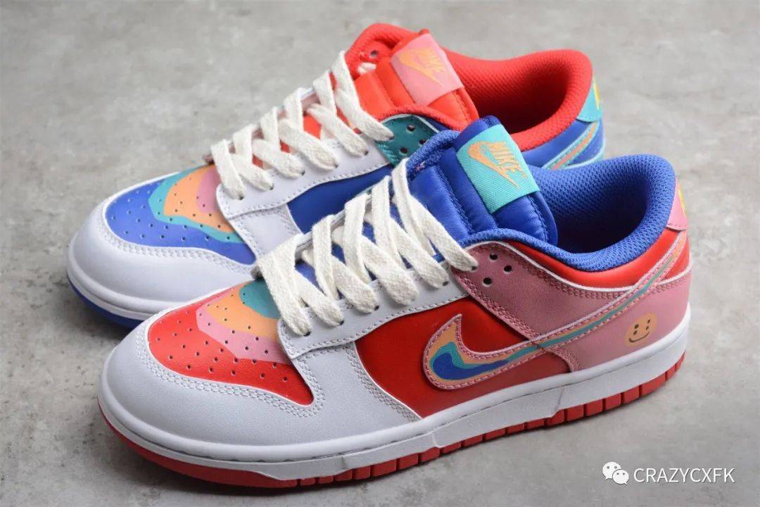 测评盘点 Nike Dunk Rainbow Cactus Plant Flea Market 联名笑脸彩虹鸳鸯板鞋