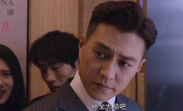 角色|首播收视第一!靳东又抽到王炸,他的“干部风”有多百试不爽?