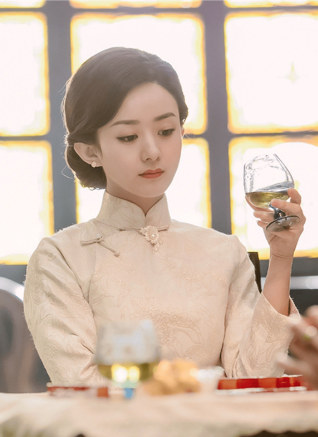 赵丽颖 国产高定真挺顶的，穿在赵丽颖的身上，感觉更加分了，很养眼