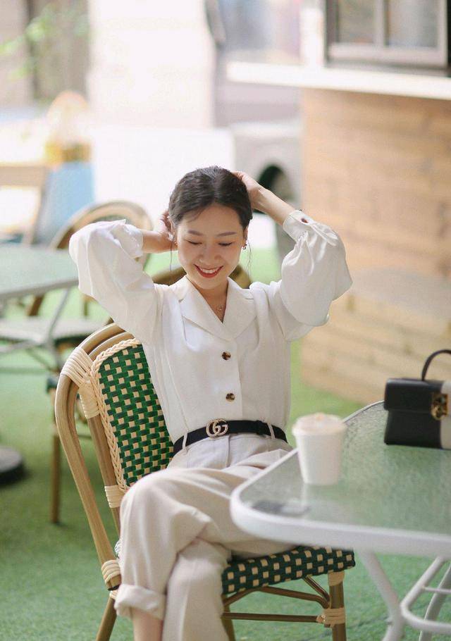示范 利落高级的职场穿搭示范，知性干练又有气场，酷炫霸气却不高冷