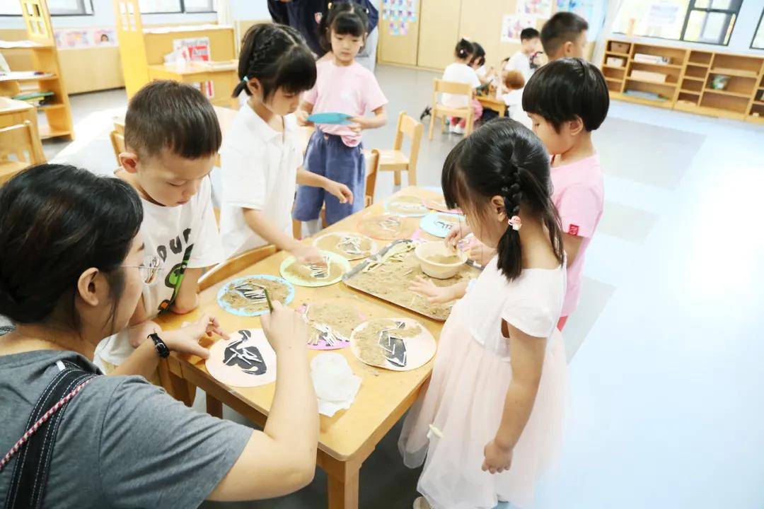 教学|【教师专访第一期】她将一份细水长流的热爱，变成默默无闻的坚守