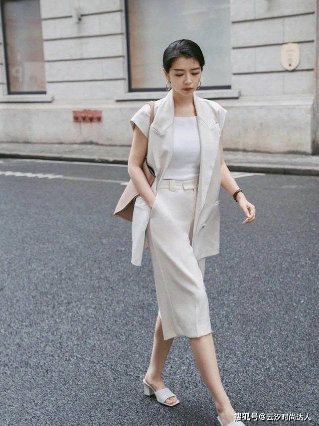 配饰 看来看去，还是觉得三木的“同色系”穿搭更时髦，真值得学