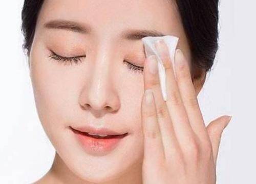 生活微信嘉玲护肤老师：日常护肤的误区有哪些