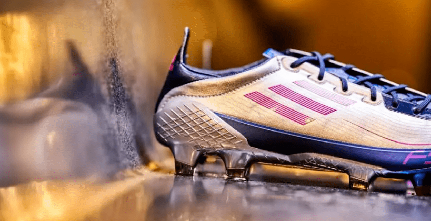 冲击 阿迪达斯推出 UCL 套装 冲击欧冠赛场新辉煌