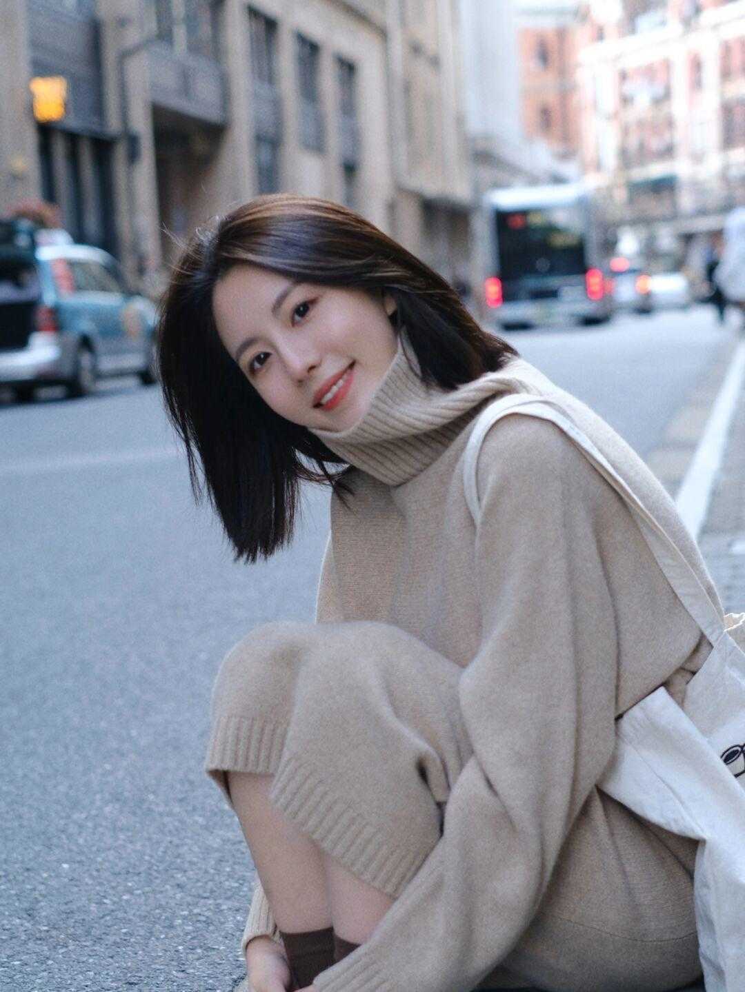 品牌 秋冬，穿针织连衣裙魅力全开，高级优雅又洋气，漂亮大气