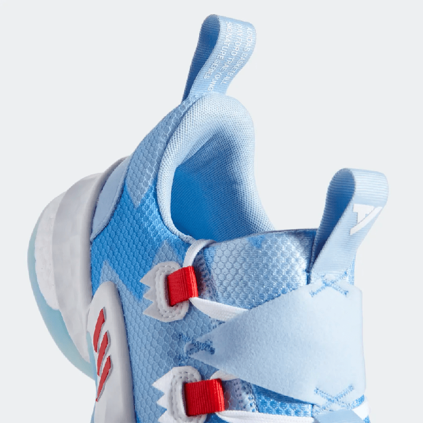 季后赛 输出不设限！adidas Trae Young第一代签名鞋闪亮登场