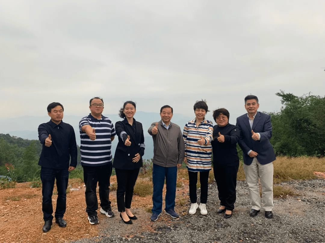 在湘东区宣传部部长李万安,副区长范小敏,副区长周菁,湘东文广新旅局