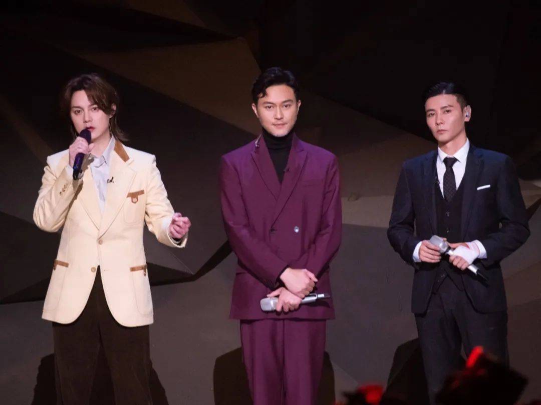 张晋|哥哥们背后的女人，个个都是狠角色啊！