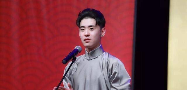 因为|一朝被蛇咬十年怕井绳，张云雷国难日小心翼翼，唯恐再被牵连