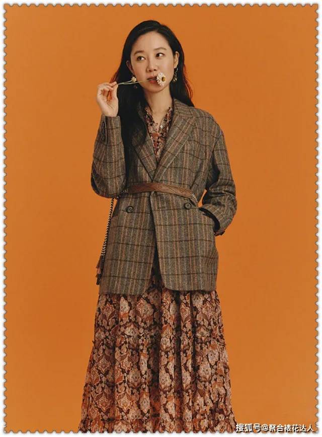 设计 40岁的女人穿衣别老一套!学会这3个穿搭技巧,你会美出新高度