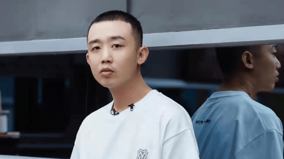 因为|《哥哥》成团后被质疑的3人，1人始终有争议，2人唱跳能力被诟病