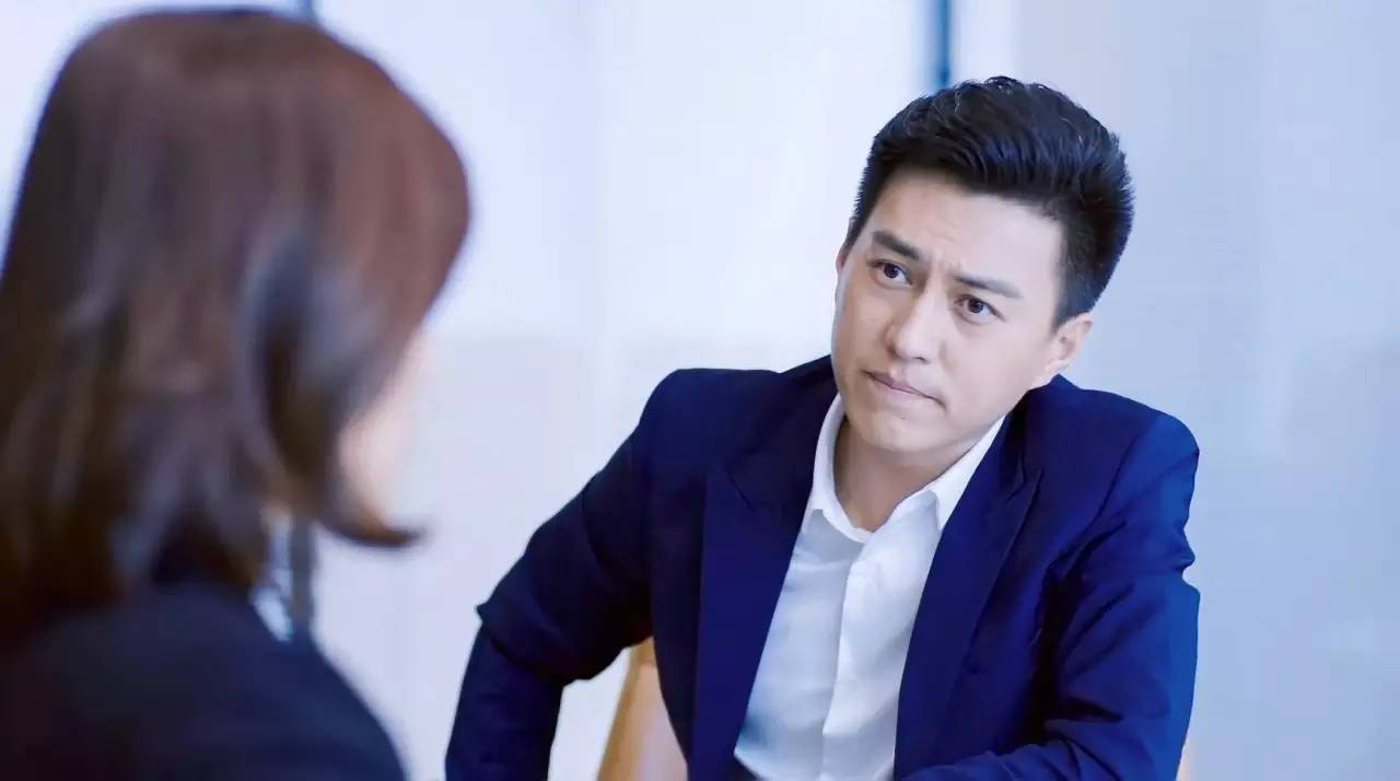 满江|原以为只是职场斗争，谁知发展成贪腐大案，这部《突围》真不简单