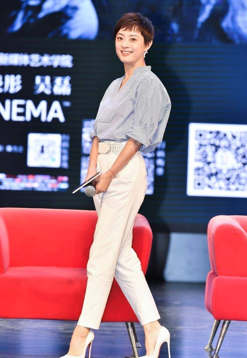 生活 39岁孙俪登封面状态好,身材苗条气质佳,她是如何保养的呢?