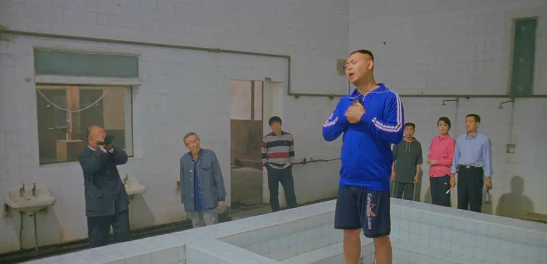 姜武|濮存昕与姜武主演的电影《洗澡》，煽情有余但剧情略有些杂乱