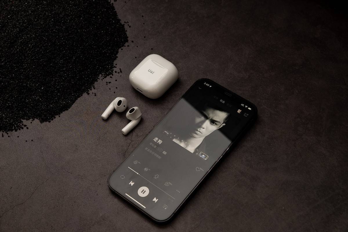 U&amp|无感佩戴+HiFi音质组合，U&amp;amp;I由我Mini上手体验