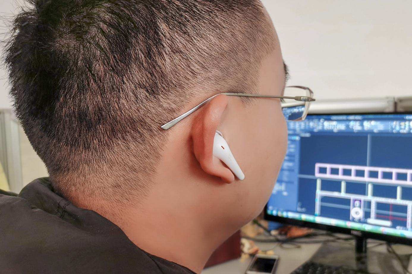 小巧精致，日夜随行，1MORE舒适豆升级版 ComfoBuds 2耳机评测