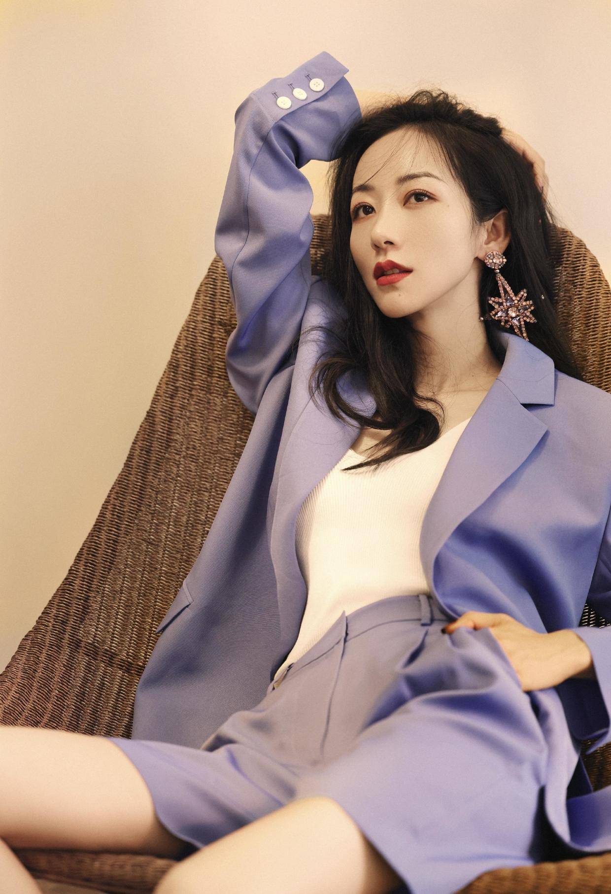 原创韩雪真有大家闺秀的气质穿蓝色薄纱裙仙气十足气场全开