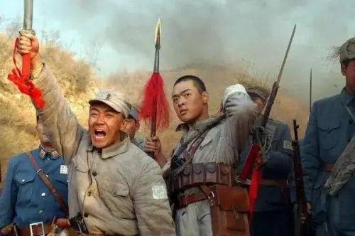 李幼斌|时隔16年，《亮剑》一众“老戏骨”再重聚，唯独李幼斌却缺席了