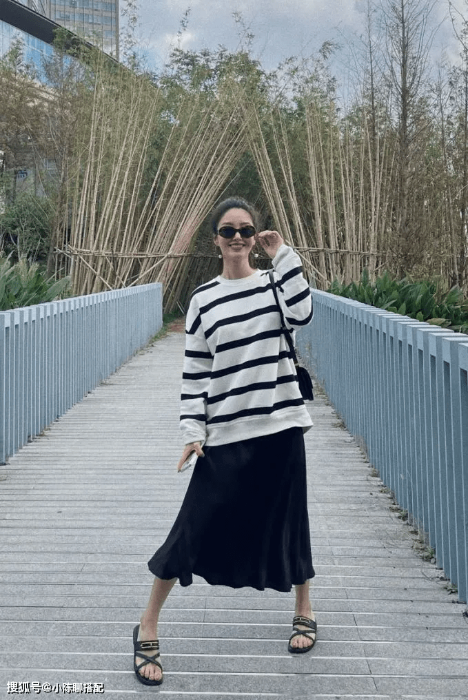 条纹 秋冬必买的毛衣，只推荐这一件，穿10年都不过时