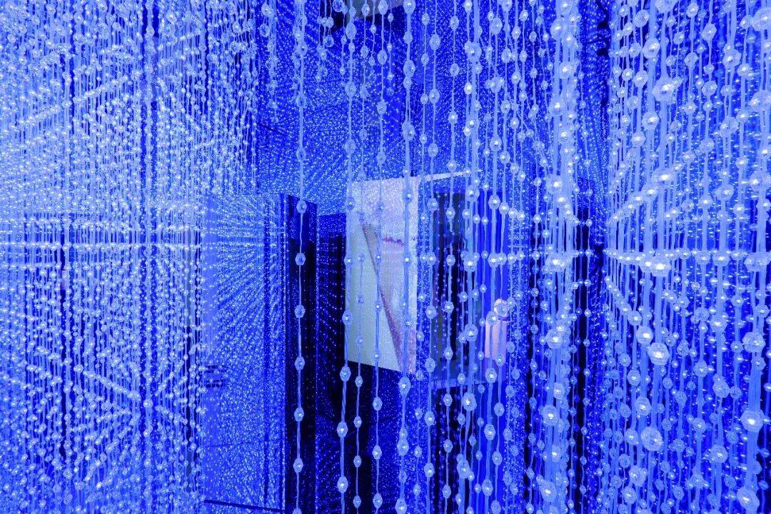 珠宝RR · TRENDS | 跨时空光影涌动