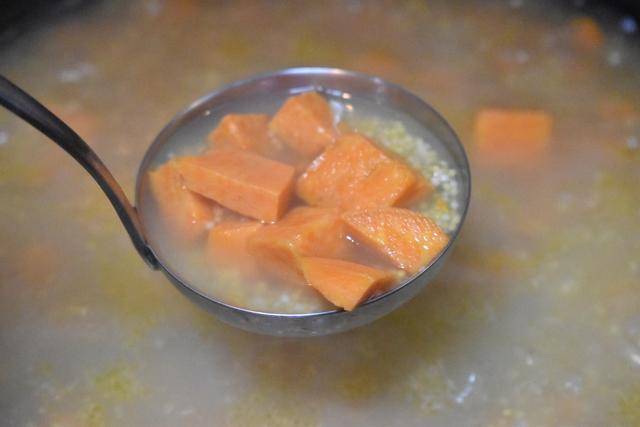 暖胃|两口子的极简早餐，只有3样，好吃营养又暖胃，方法实用跟着做吧