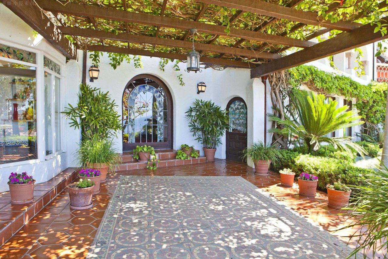 愿陪你三世一世枕边书一世怀中猫一世意中人