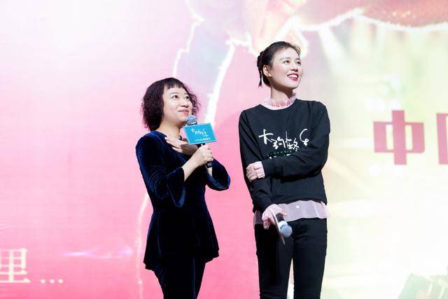 颧骨 马思纯瘦了后真像是换个人，颜值回归看着更嫩，颧骨突出真瘦不少