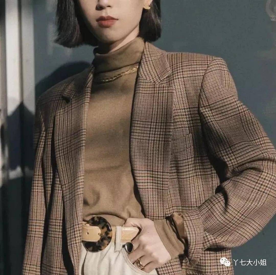 毛衣 一件烟管领毛衣=秋冬最有气质的万能内搭