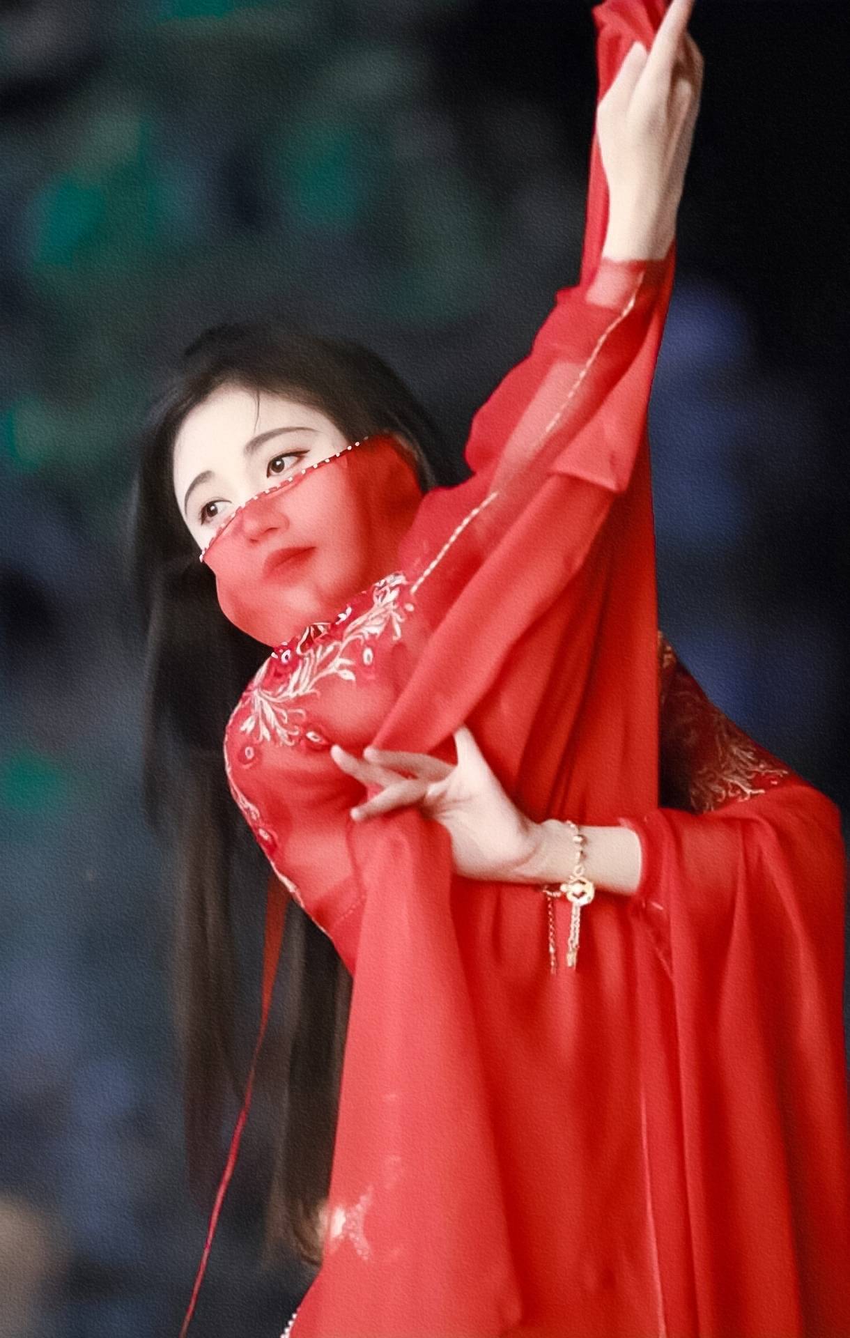 公主 鞠婧祎新古装公主造型，美得不可方物
