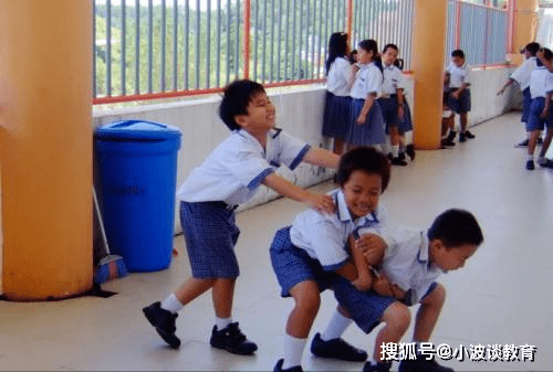 福建一家长控诉老师打人 导致学生呕吐流鼻血 学校 与我们无关 孩子