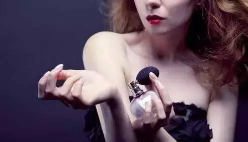 面部日常瘦身减肥小妙招 教你变身女神范!