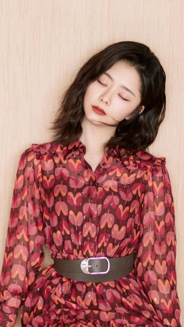 松果 哇哦,好漂亮,如此明艳的谭松韵,真的无比动人