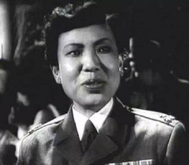 军衔|胡敏英:《英雄虎胆》里狡诈的女匪,少校军衔,晚年为何喝农药?
