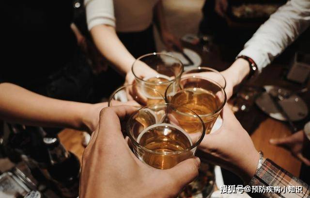 正常工作|肝开始变“硬”,晨起或有4个“异常”,一个不占,证明肝很健康