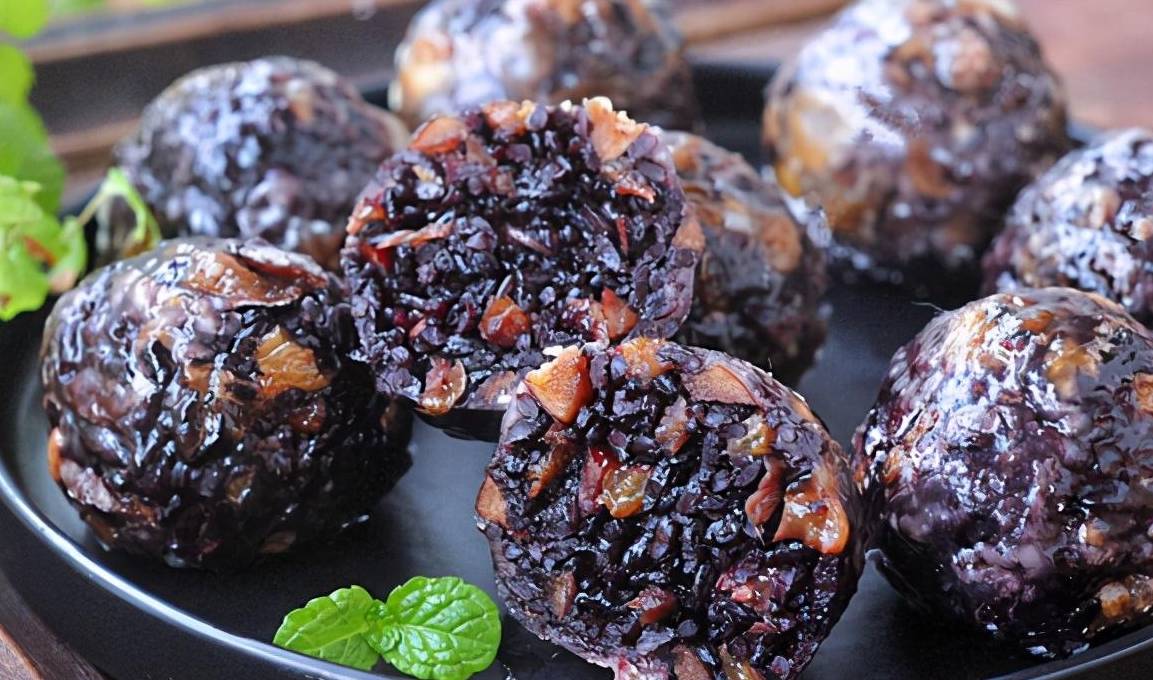 做法|天冷,包子馒头靠边站!早上多吃它,锅中一蒸,晶莹剔透香喷喷!