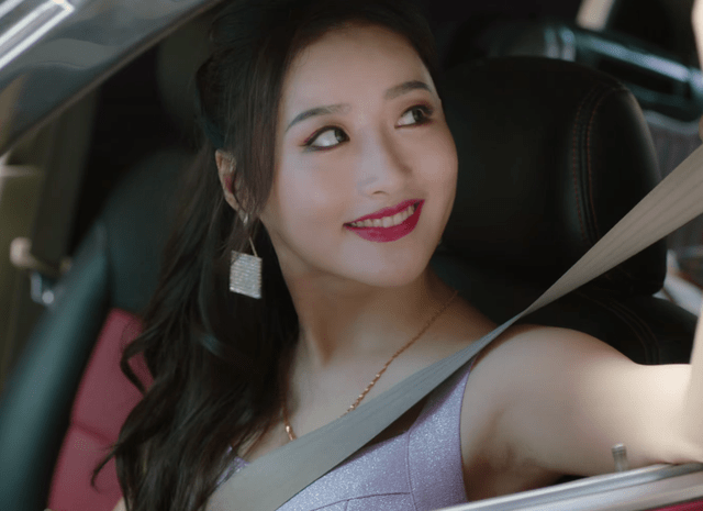 什么|《星辰大海》被富豪包养的阿英，她到底做错了什么？结局好现实！