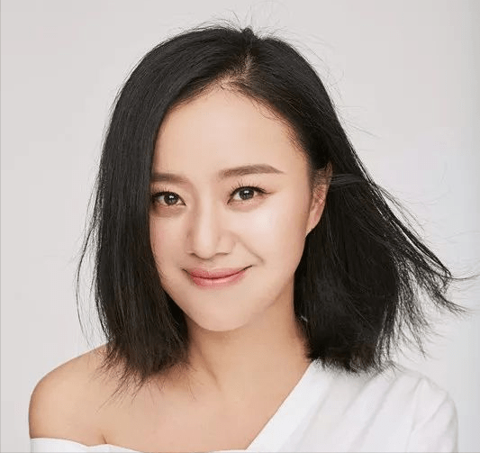 角色|《星辰大海》配角来头不小：认出了伪装者的间谍孤狼，没认出黄蓉