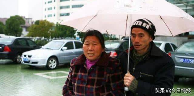 社会|“犀利哥”10年前凭借一张照片风靡全网，如今怎么样了？