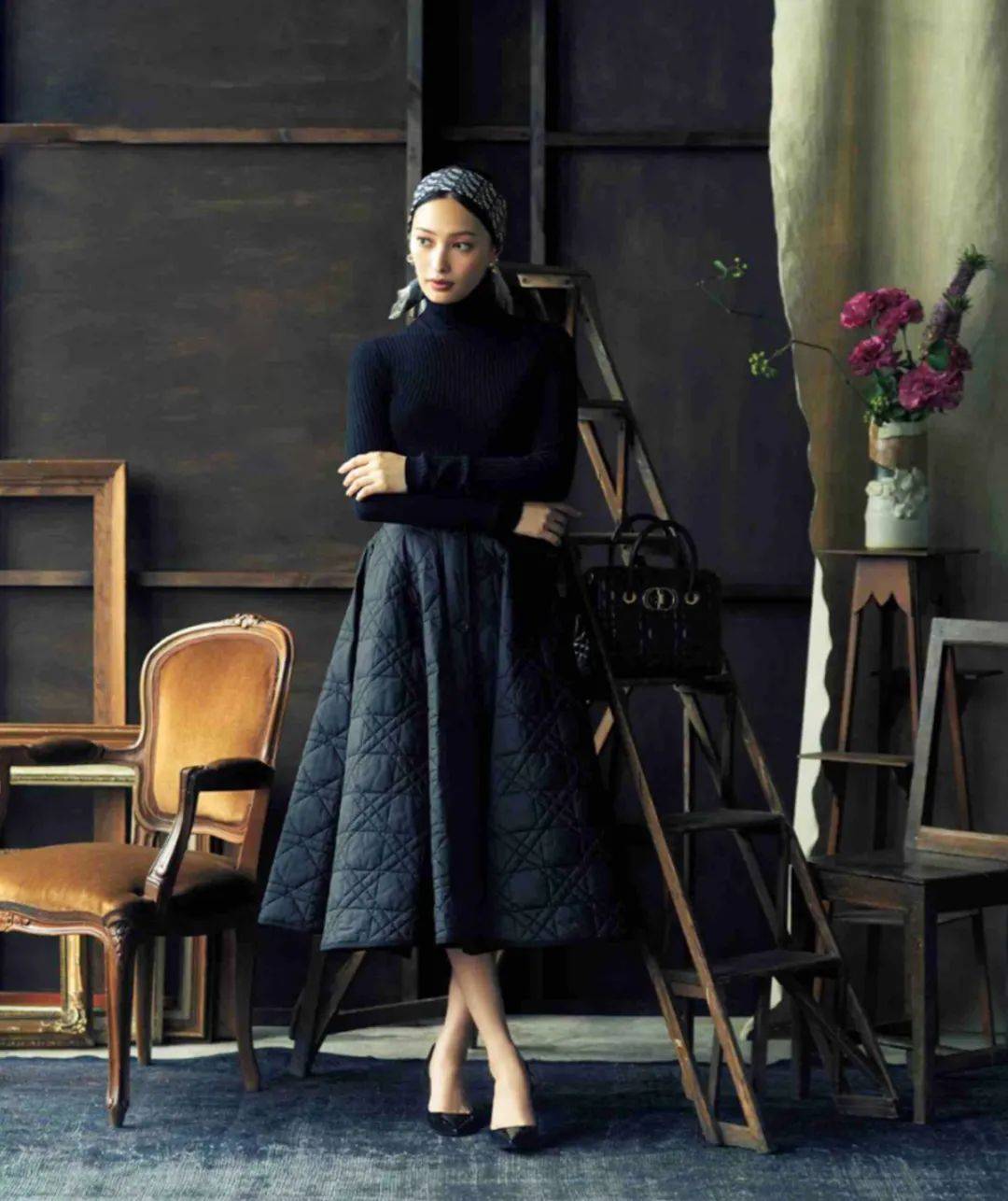 丝绸 同色不同面料穿搭