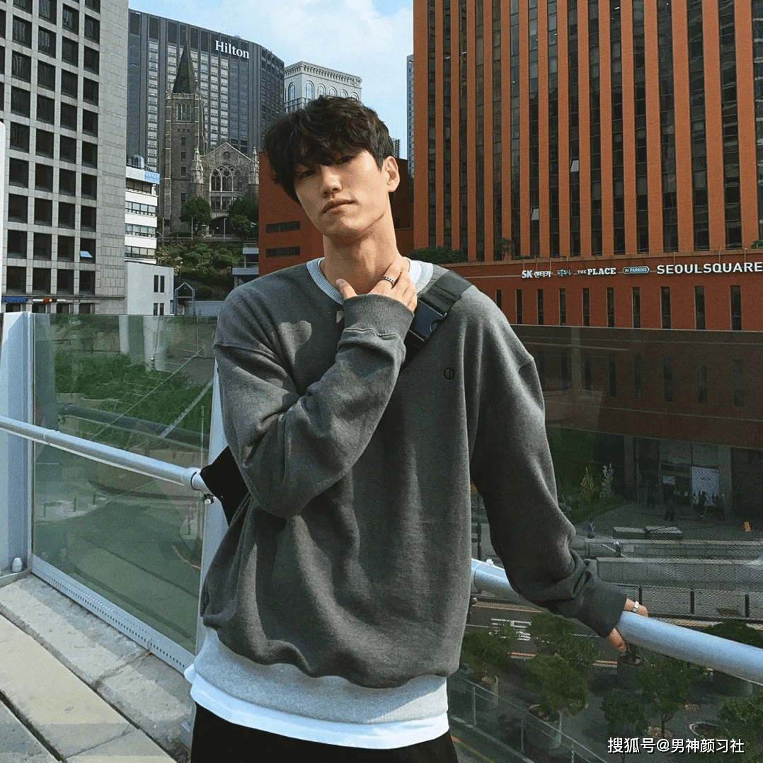 颜色 颜值与温度共存！少年感风格穿搭的男生是最讨人喜欢的