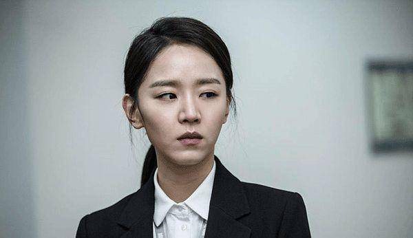 角色|苦熬五年终成女主，因”牙套版全智贤“被喷整容！她的红究竟有多心酸？