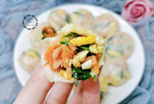 饺子皮|大雪后，家人迷上这早餐，5分钟蒸一锅，营养好消化，解馋又顶饱