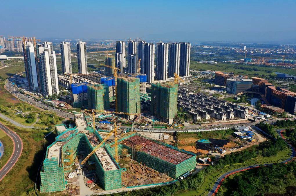 湾区西部华侨城_别墅详情_肇庆_小学