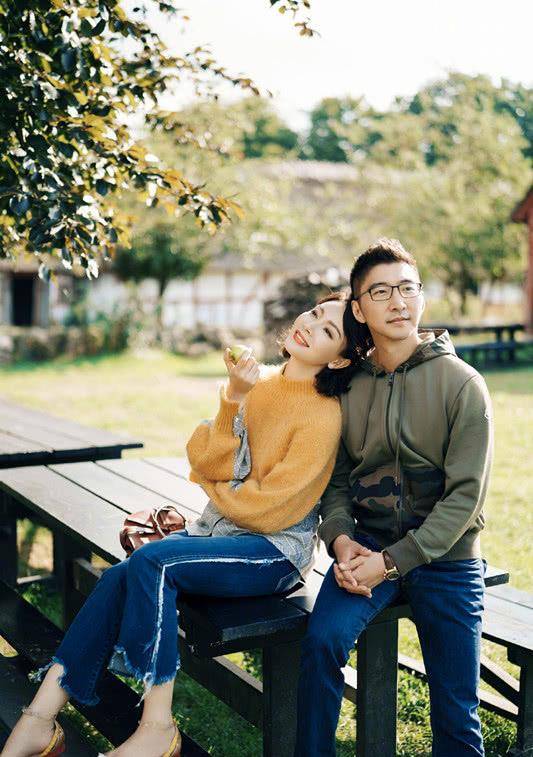 失误 陈数的私服搭配没有失误过，八套打扮适合春天穿，优雅又得体！