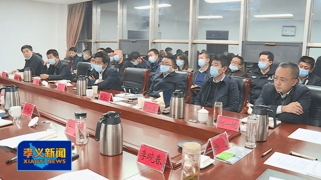 市领导李晓春,何一帆,张由泉,王勇,李永胜参加.(记者/莉雅 李霖)